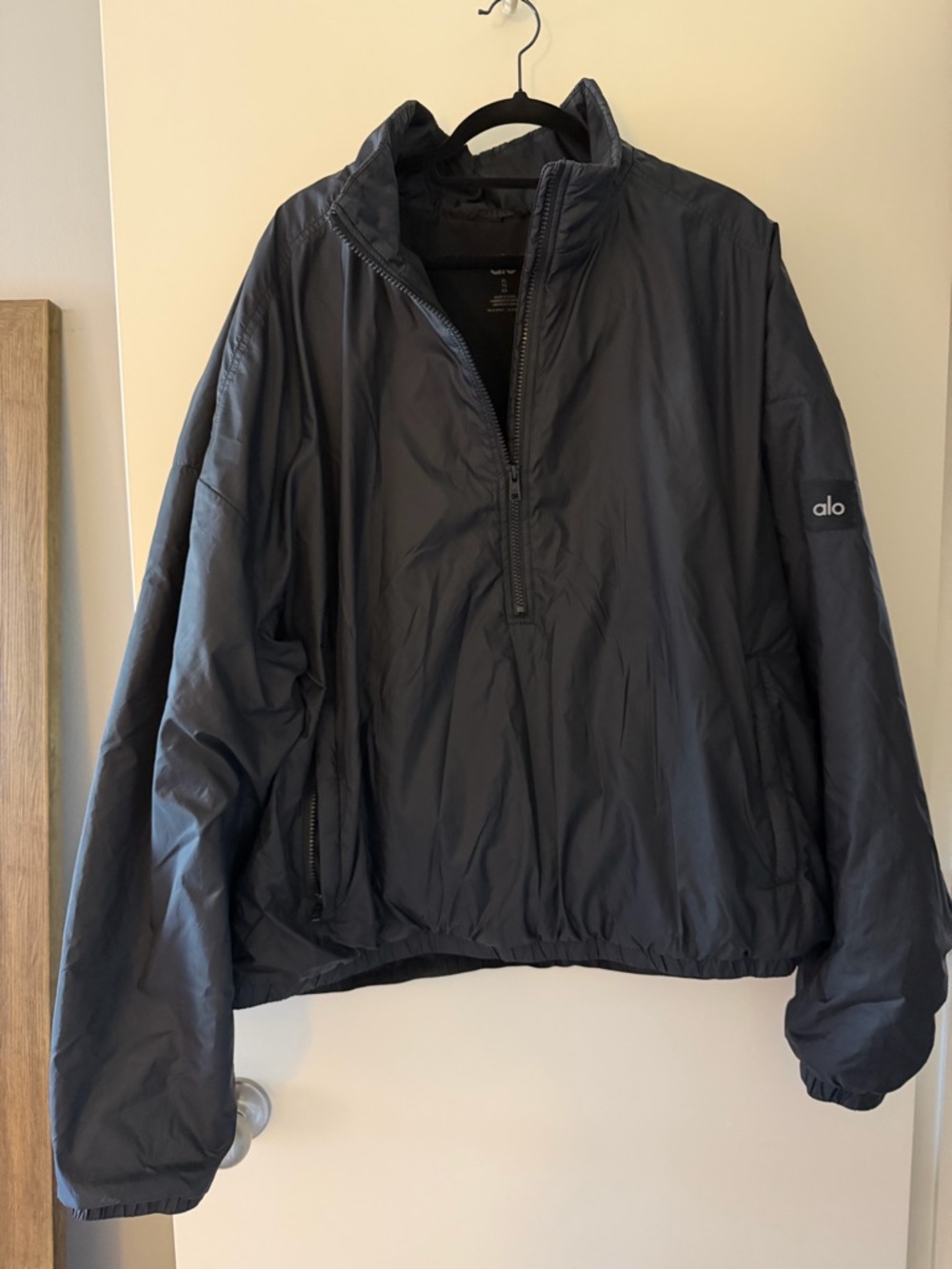 ALO Yoga Latitude Light Weight 1/2 zip Pullover Jacket